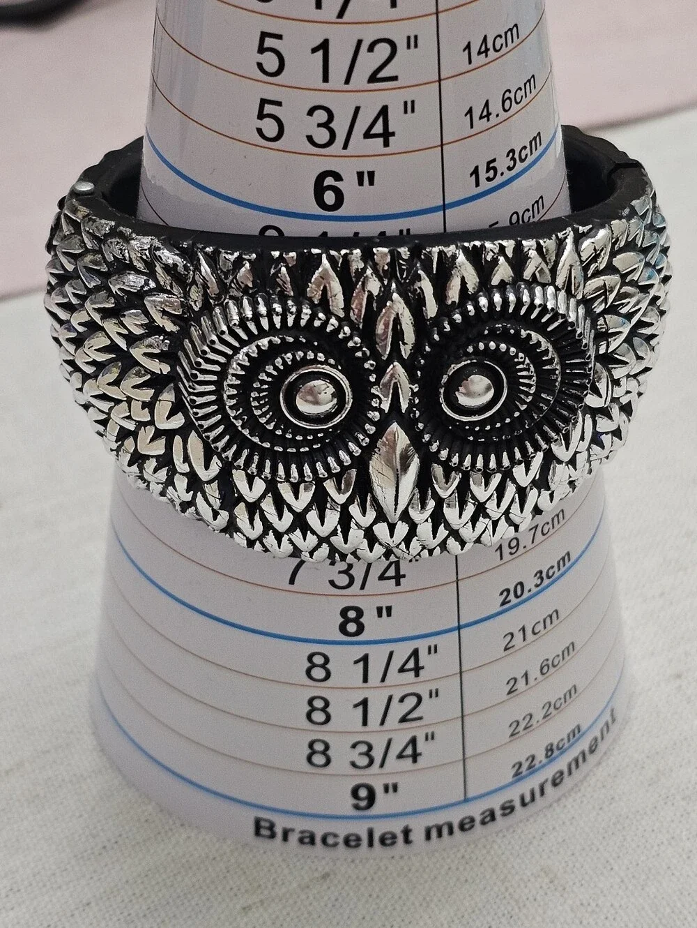 Owl Bangle Bracelet 7.75 inch Wrist Hinged Black Acrylic With Silvertone Accents